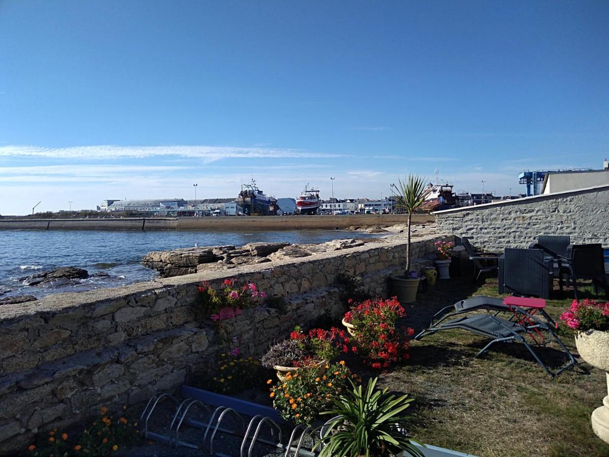 La Rose Des Mers Treffiagat Exterior photo