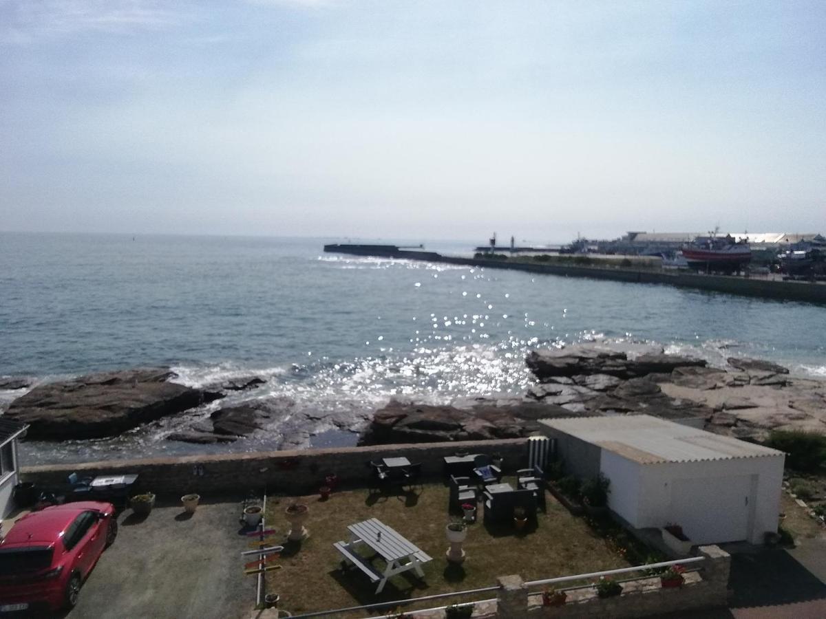 La Rose Des Mers Treffiagat Exterior photo